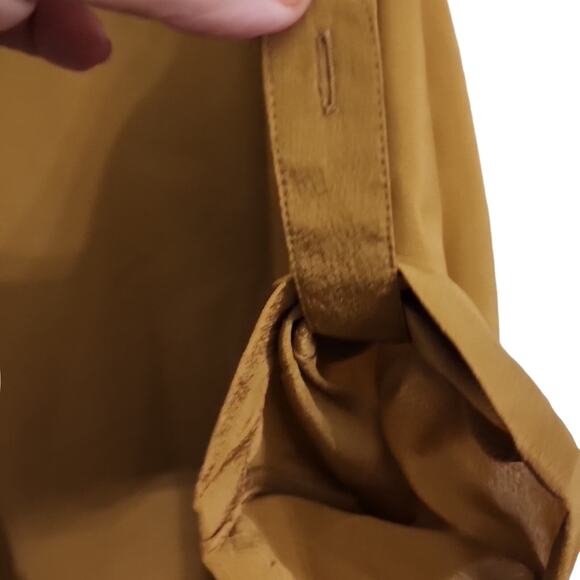 Old Navy NWT Lightweight Collared Shirt - Picture 9 of 9